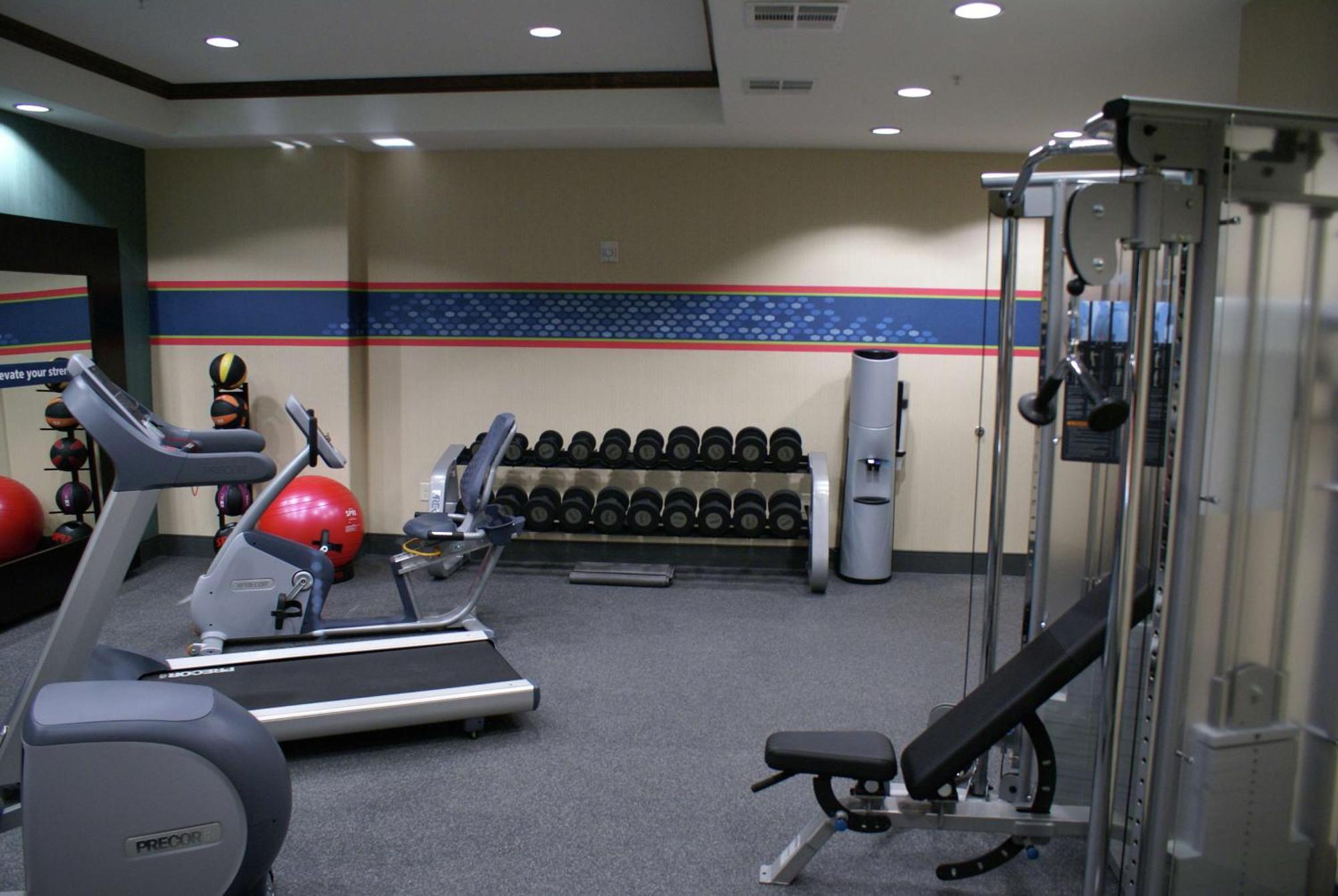 Hampton Inn & Suites Center Eksteriør bilde